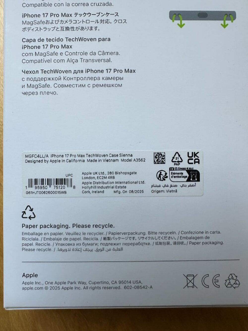 NIB iPhone 17 Pro Max TechWoven Case with MagSafe in Sienna, OS - Picture 4 of 4